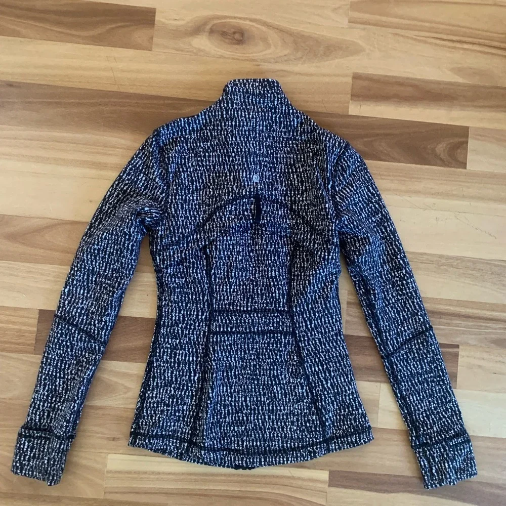Lululemon define jacket - Picture 3 of 5
